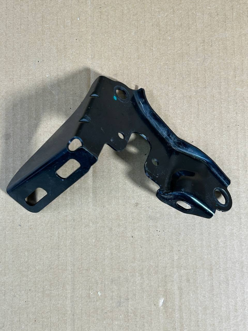✅TESLA MODEL S REAR  2ND ROW SEAT BACK PIVOT MOUNT BRACKET AG126890-B