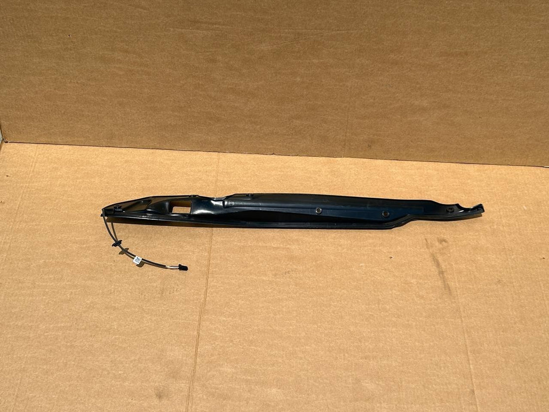 ✅ 12-23 Model S Rear Right Tailgate Trunk Pinch Sensor Trim Molding 6007570-00-C