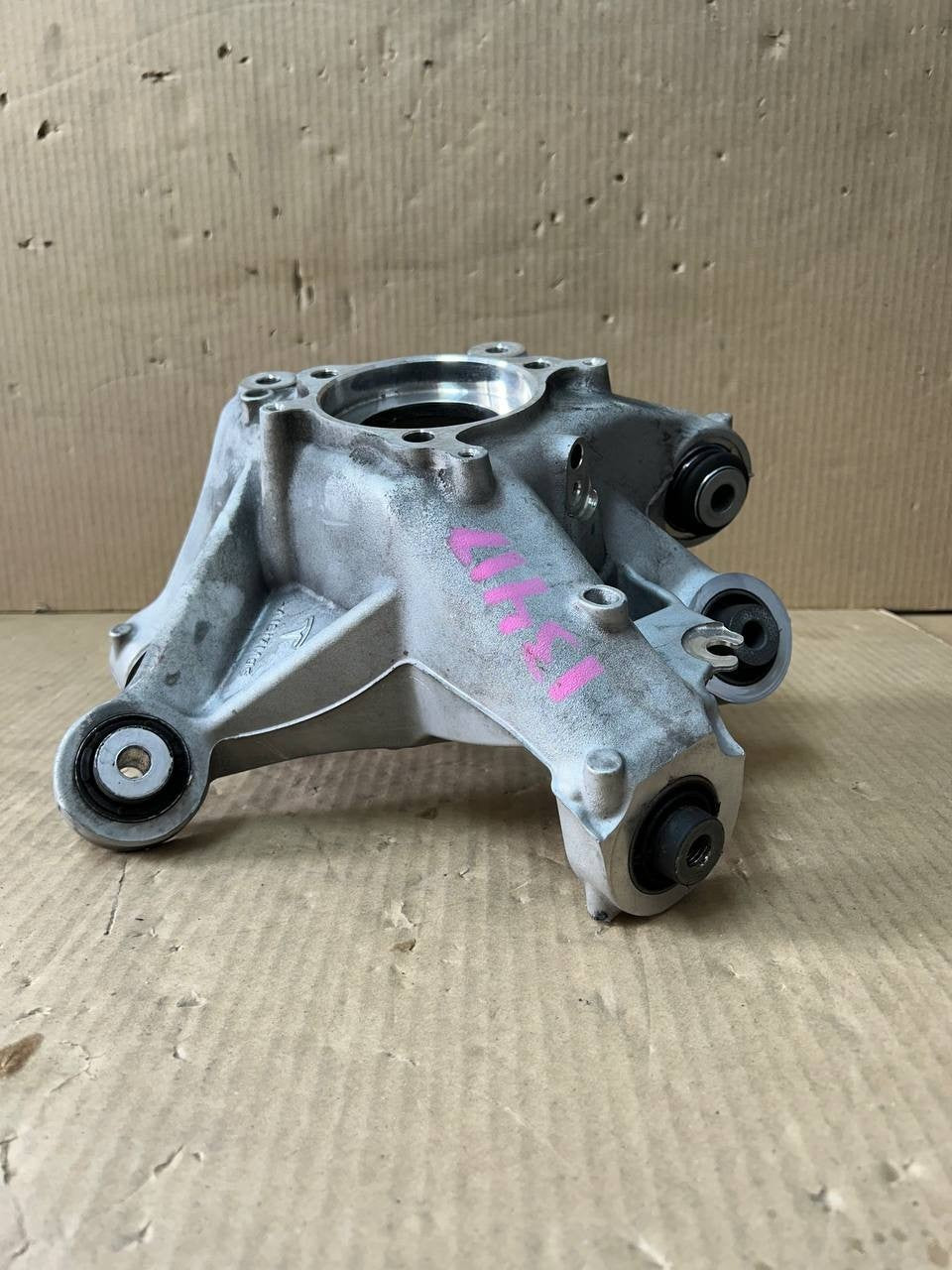 ✅ 2020-2024 Tesla Model Y Rear Passenger Side Steering Knuckle 1188416-00-G