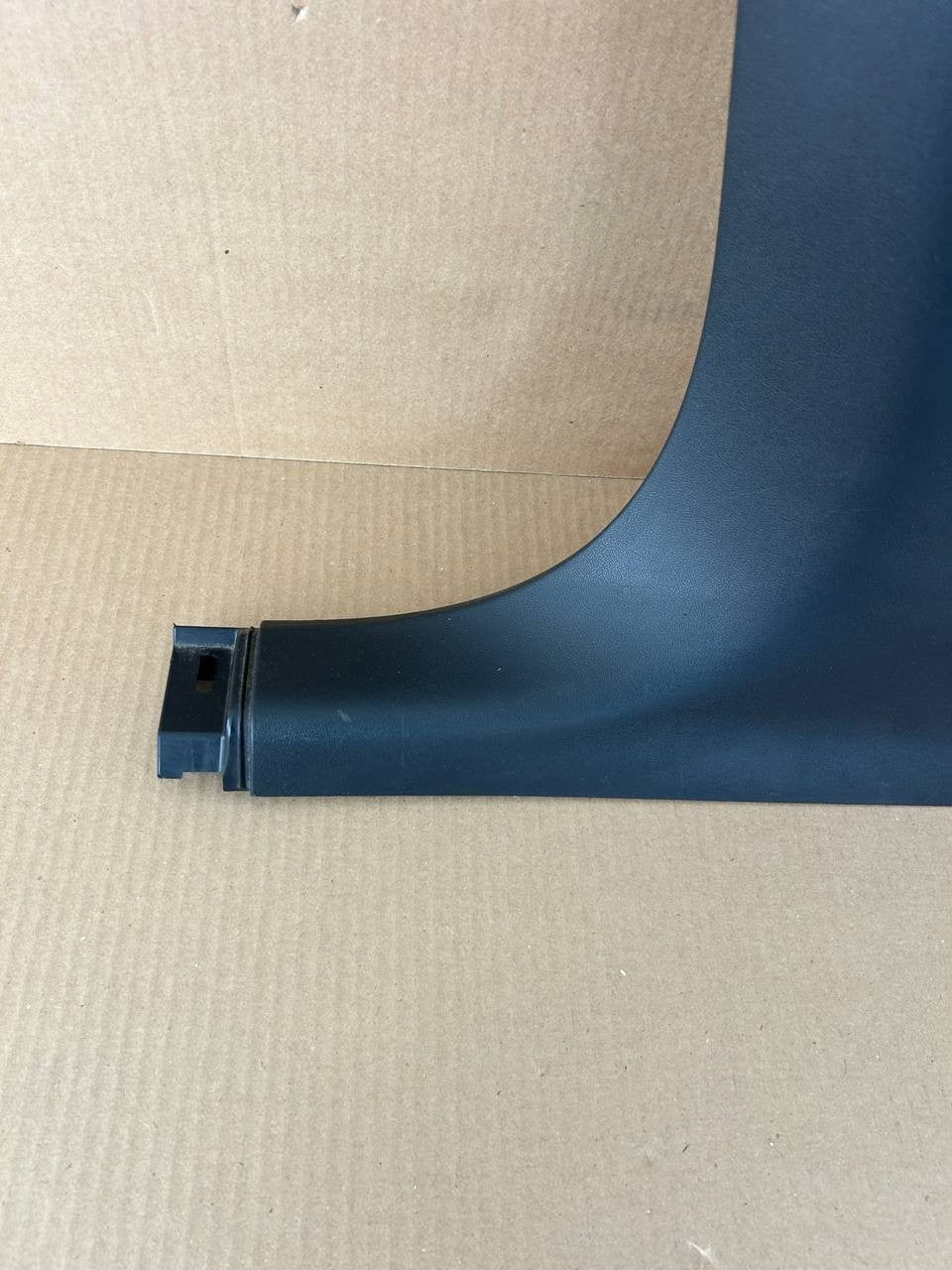 ✅2017-2023 Tesla Model 3 M3 Left B-Pillar Lower Trim Cover Panel 1086296-00-H