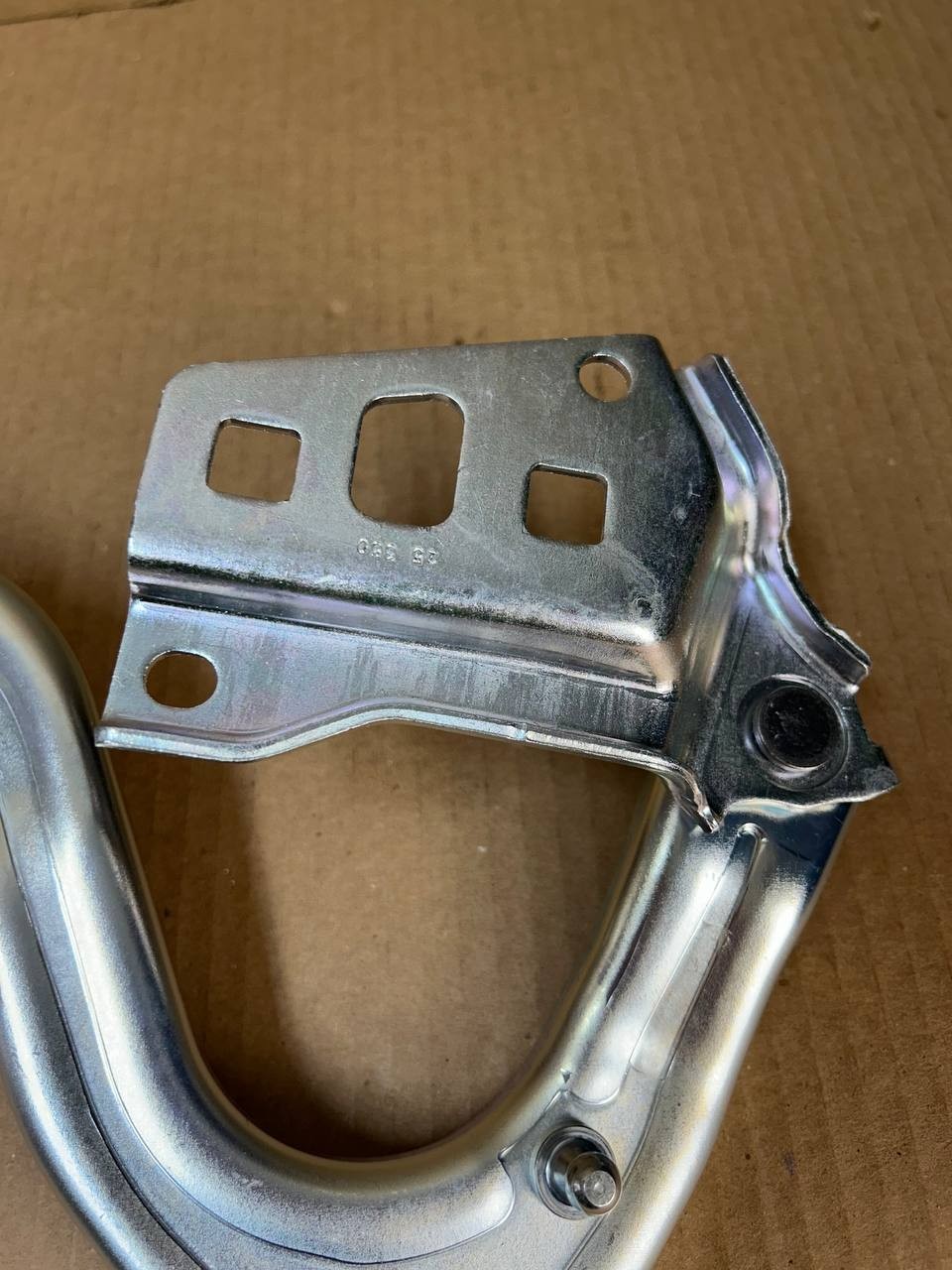 ✅NEW! 2025-2026 Tesla Model Y Hood Hinge Left Hand 1943663-00-E
