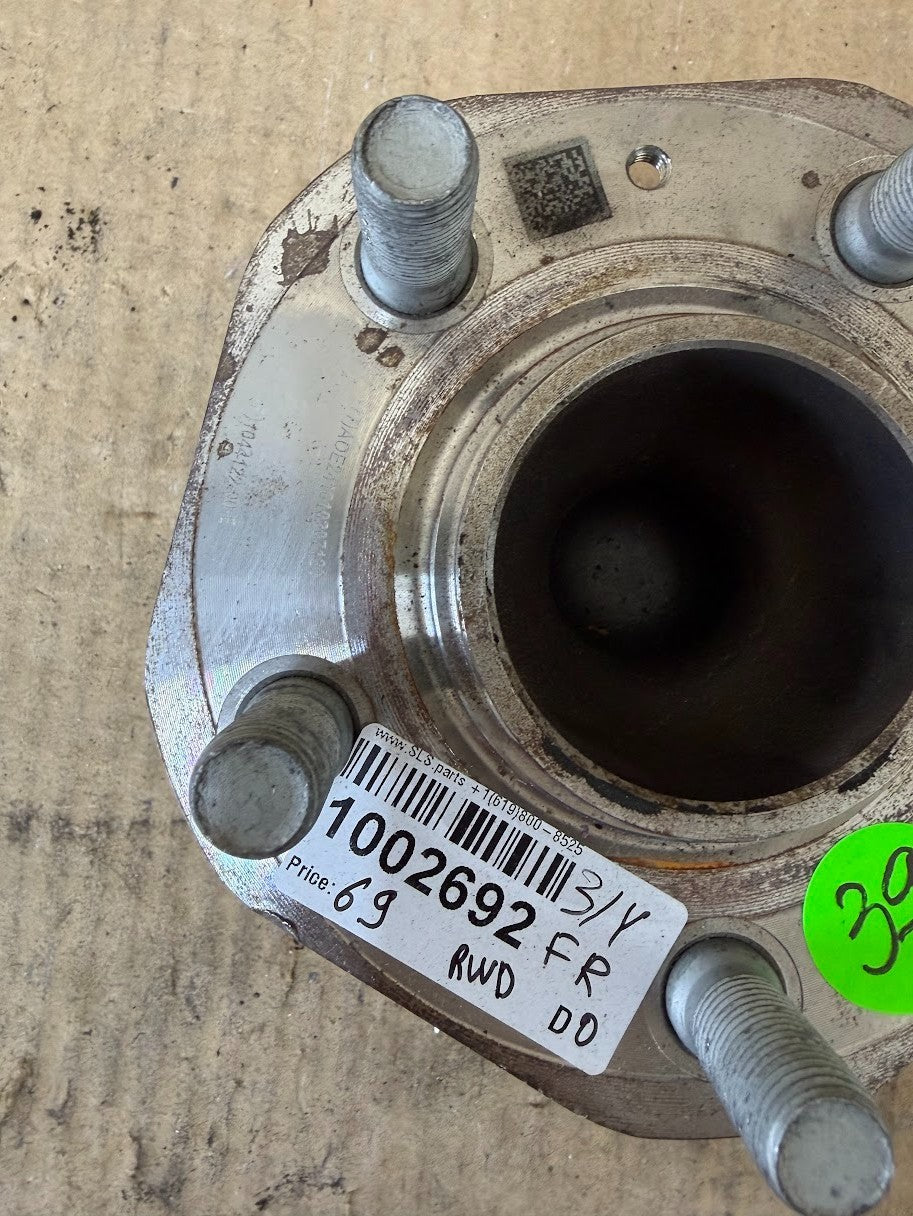 ✅ 17-23 Tesla Model 3 Front Left/Right RWD Wheel Hub & Bearing 1044122-00-E
