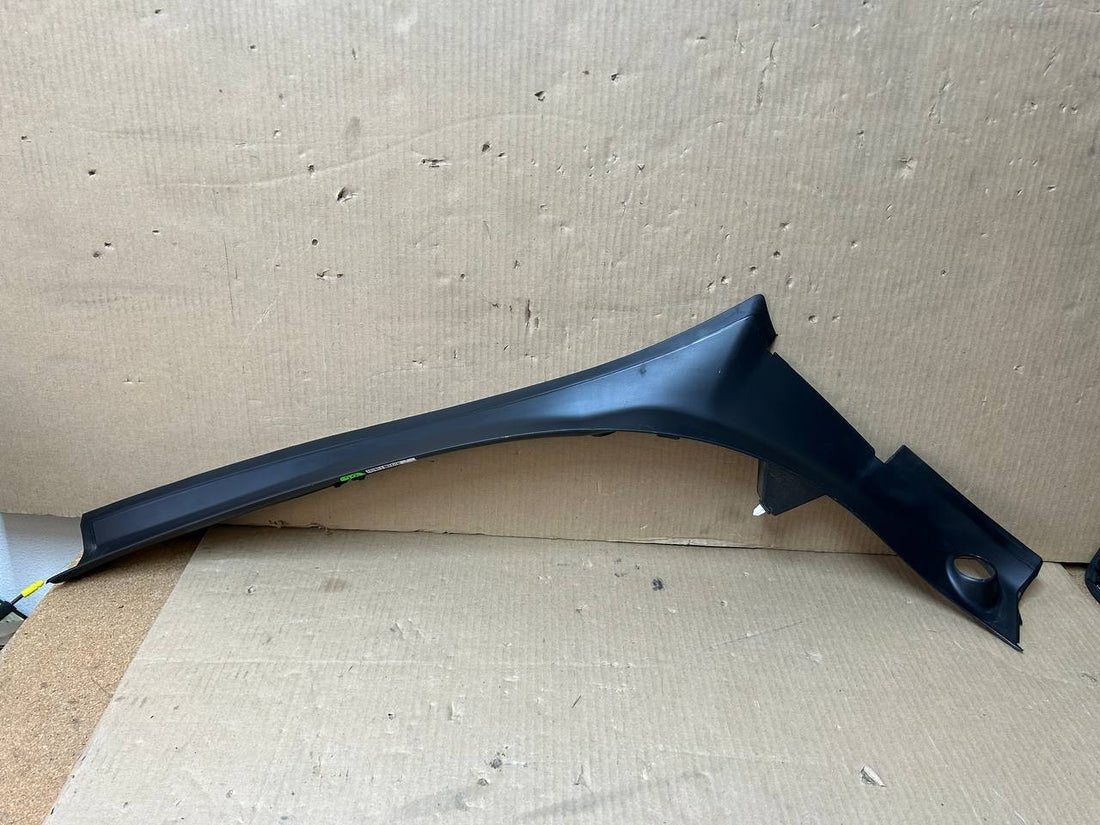 ✅ 16-20 Tesla Model X Liftgate Trough Trim Assembly Right Hand 1047321-00-H