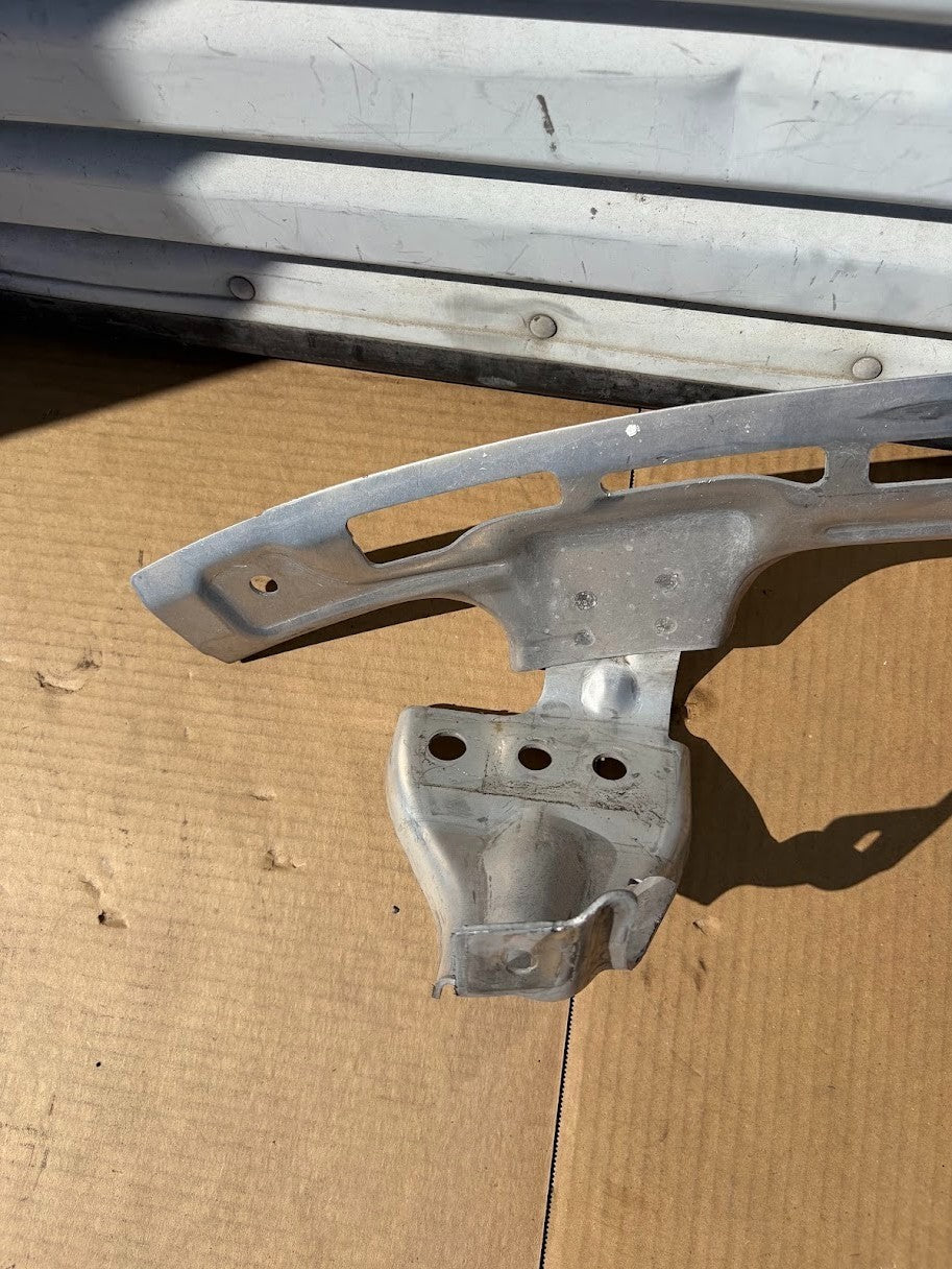 ✅ 20-23 Tesla Model Y  Front Lower Bumper Reinforcement Bar 1506688-00-A