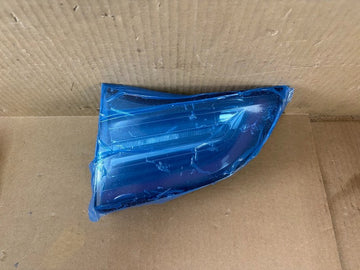 ✅NEW! 2017-2020 Tesla Model 3 Right Inner Tail Light 3 Pin 1077402-00-G