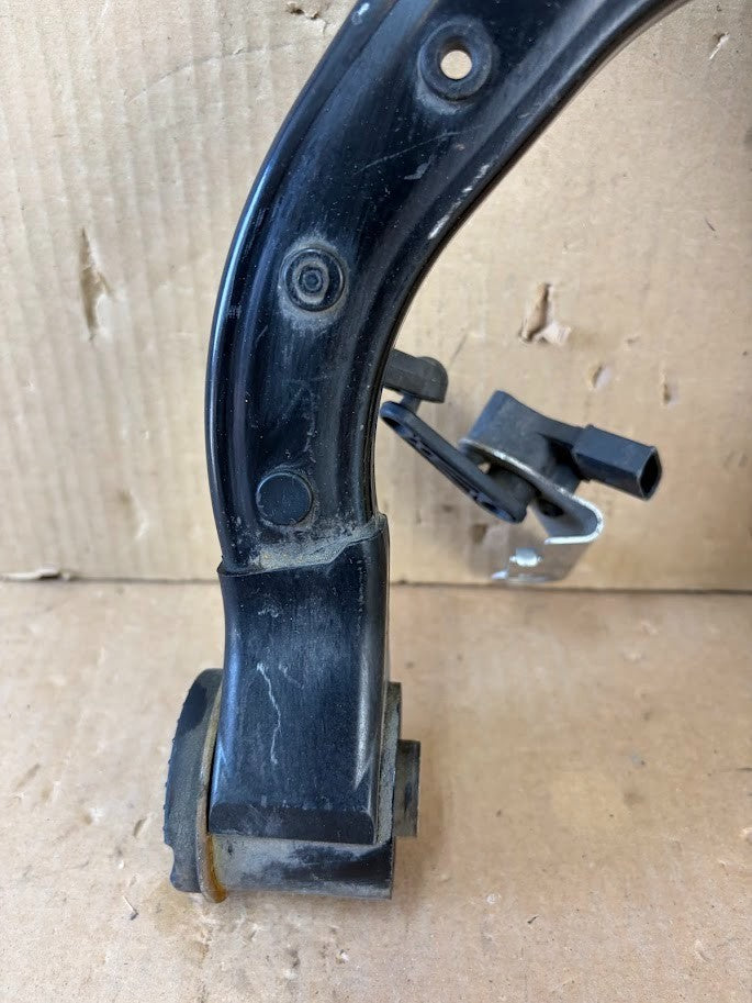 ✅2016-2021 Tesla Model X Front Right Suspension Upper Control Arm 1027322-00-D