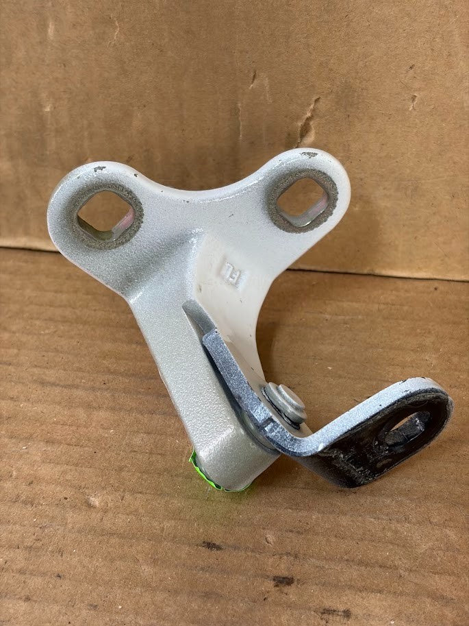 ✅ Tesla Model Y/Y juniper LWR Front Left Driver Side Hinge 1626073/4-00-C