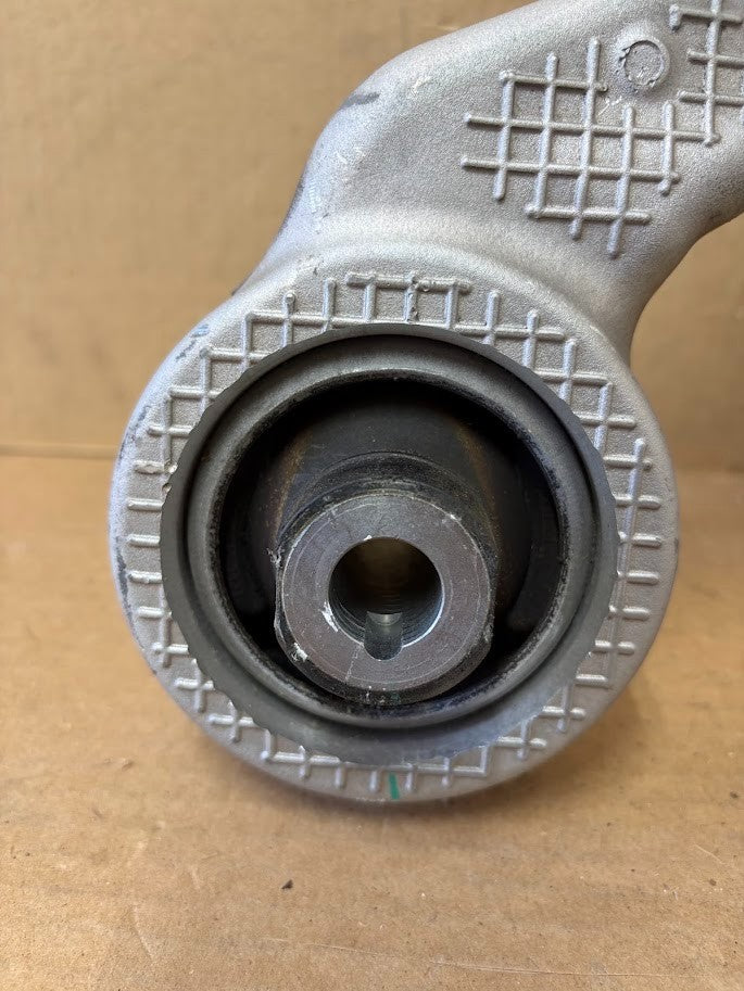 ✅ 24 Tesla Cybertruck Front Left Lower Control Arm 1250341-00-F /broken bushing