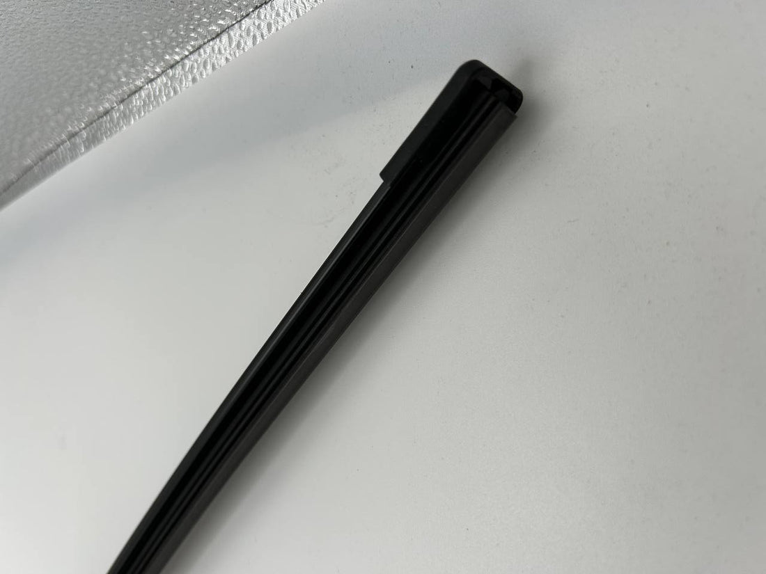 ✅NEW! Tesla Model 3/3h Front Left Driver Windshield Wiper 1076730-00-C