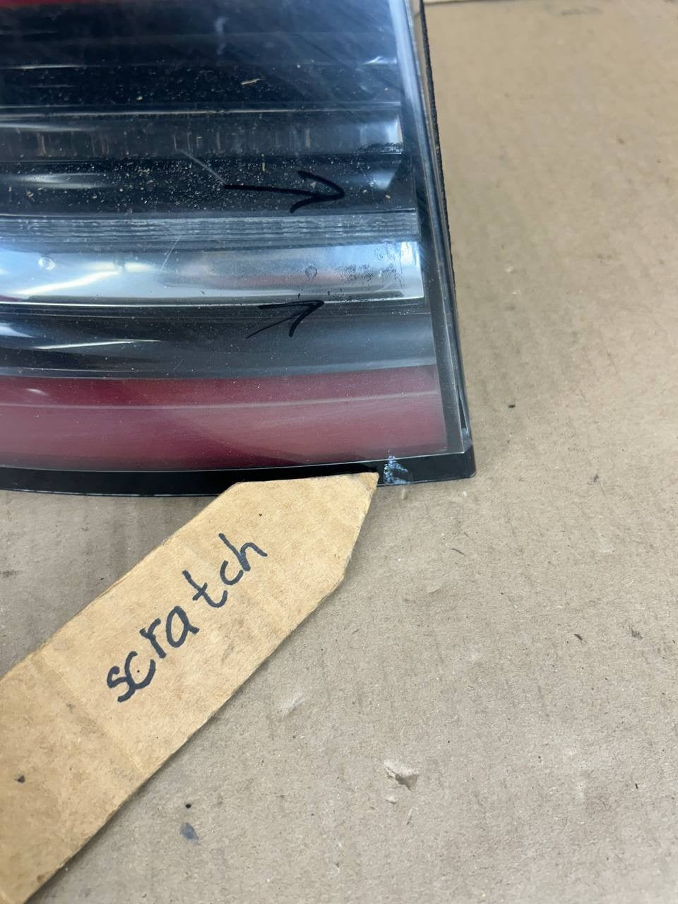 ✅17-23 Tesla Model 3 Rear Left Side Outer LED Tail Lamp 1077397 w/scratches