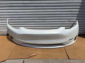 ✅20-23 Tesla Model Y Front Bumper Cover White No Sensors 1493736 /cracked
