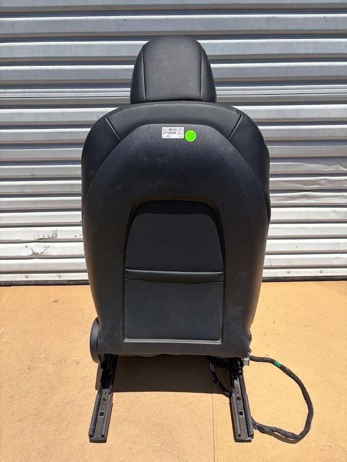 ✅ 17-24 Tesla Model 3 Front Right Passenger Seat Black 1121234-07-B