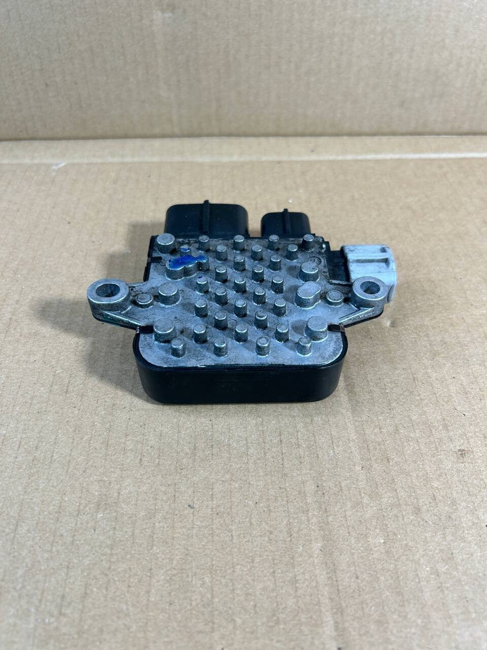 ✅ 2012-2020 Tesla Model S MS Passenger Side Fan Control Module Right 82821-20280