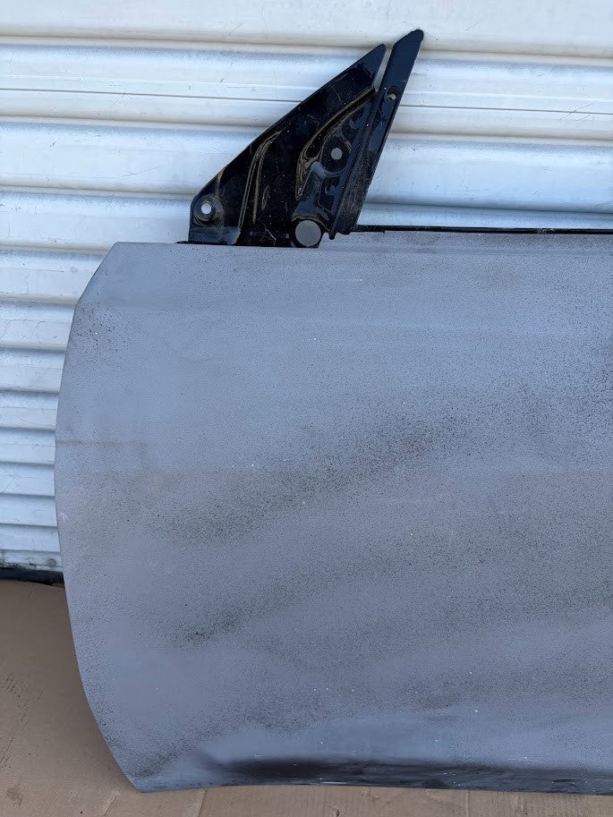 ✅2020-2024 Tesla Model Y Left Front Side Door Shell Primed