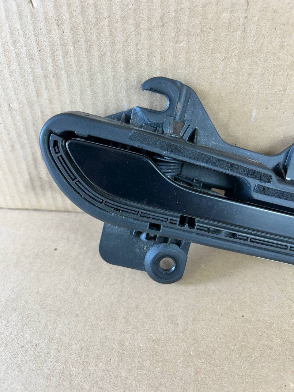 ✅2021-2024 Tesla Model 3/Y Front/Rear Right RH Door Handle OEM 1528115-00-D