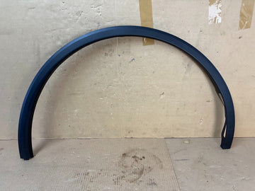✅ 25-26 Tesla Model Y Juniper Front Right Fender Molding 1937599-00-C /scratched