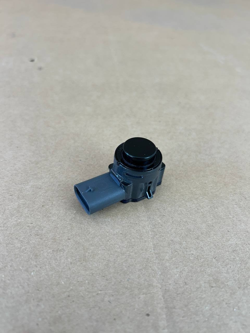 ✅NEW! Lucid Air Rear Parking Assist Ultrasonic Sensor Gray S11-G32000-02