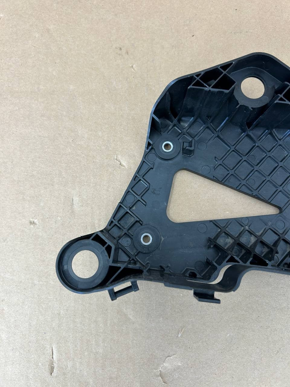 ✅ NEW! Tesla Model X Air Suspension Compressor Pump Bracket 1044919-00-E OEM