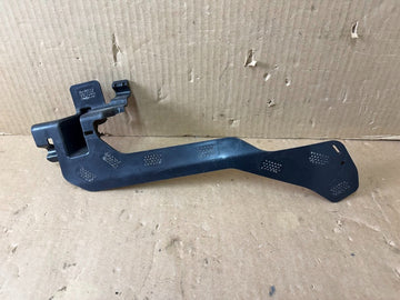 ✅ 25+ Tesla Model Yj Rear Right Lamp Bracket 1947144-00-C