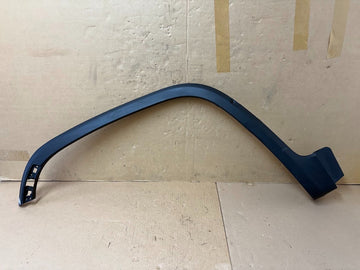 ✅22-24 Rivian R1T Front Left Fender Flare Arch Molding Trim PT00016000M /scratch