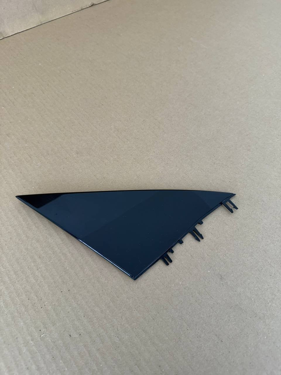 ✅OEM Tesla Model Y Right Exterior Mirror A Pillar Applique 2529.3016 Genuine