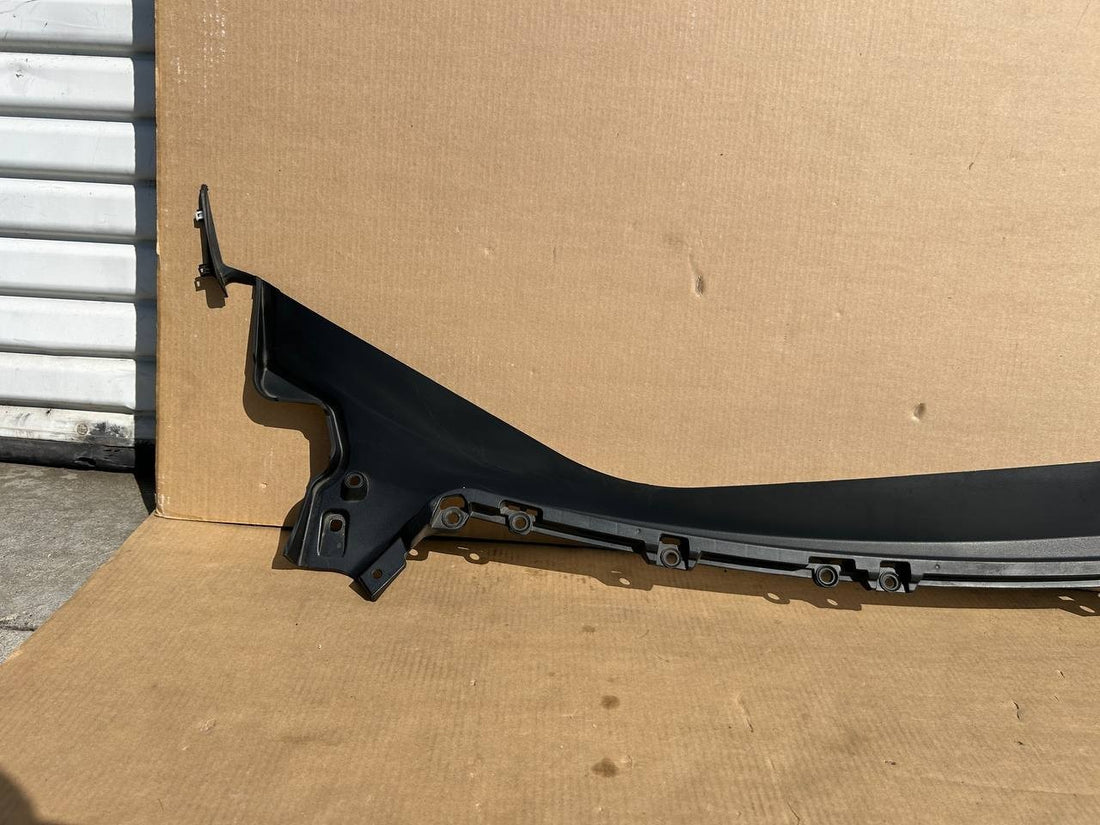 ✅17-23 Model 3 Front Windshield Wiper Cowl Screen Underhood Trim 1081676-00-H