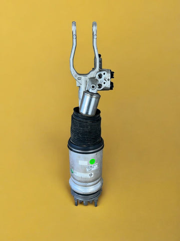 ✅ 22-24 Rivian R1T Front LH Air Suspension Shock  Absorber C100002751-G /broken