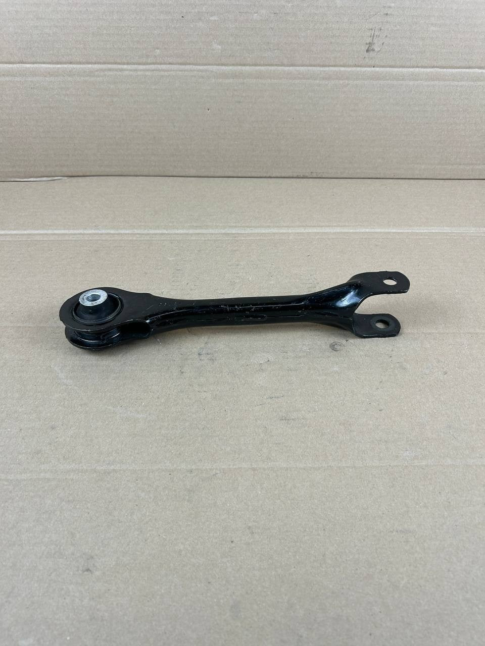 ✅ 17-23 Tesla Model 3 Rear Left/Right Control Arm 1044427-00-C