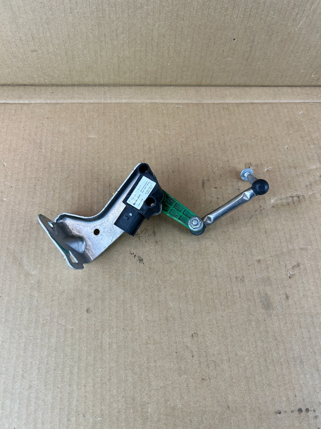 ✅ Tesla Model S 2012-2016 REAR AIR SUSPENSION HEIGHT SENSOR  LEFT 1004173-00-A