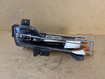 ✅17-24 Tesla Model 3/Y Base Fog Light Lamp Right Side 2 Pin 1507929-00-D/damaged