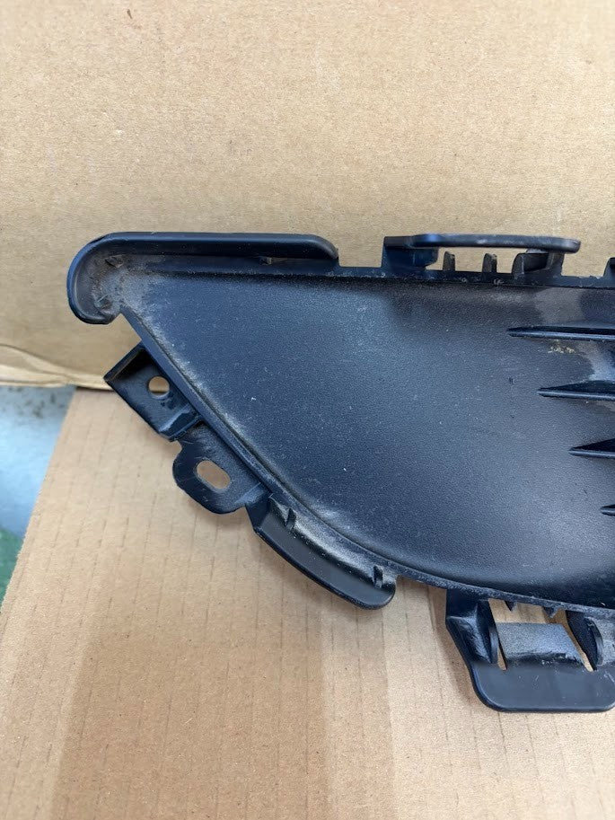 ✅ 20-24 Tesla Model Y Front Bumper Lower Center Grille 1493759-00-A