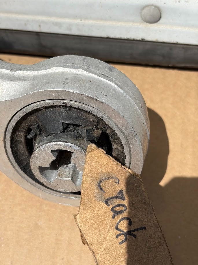 ✅ 17-23 Tesla Model 3/Y Front Left Lower Control Arm 1044354-00-A /cracked