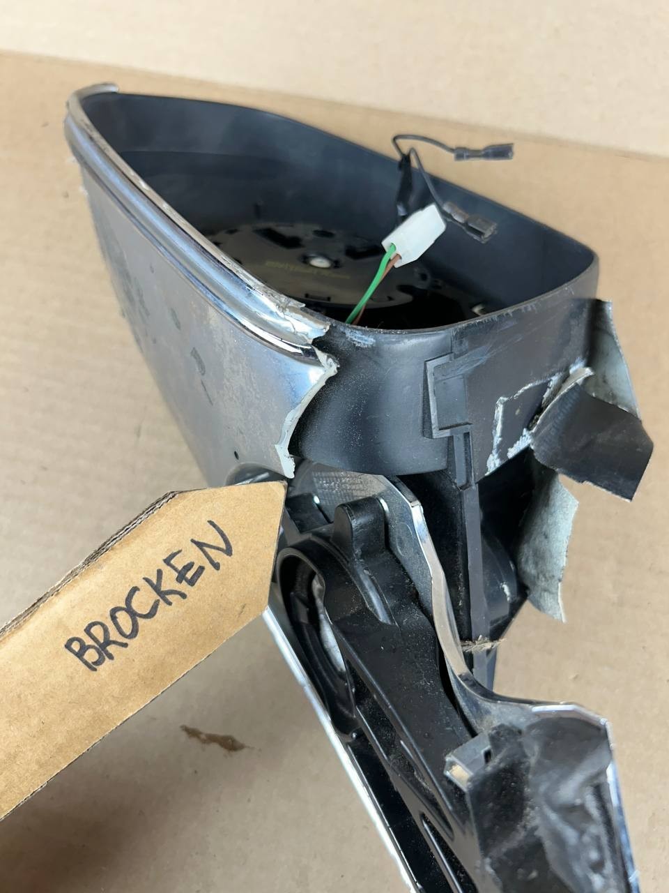 ✅12-20 Model S Front Left Exterior Side View Door Mirror 1041317 (for parts)