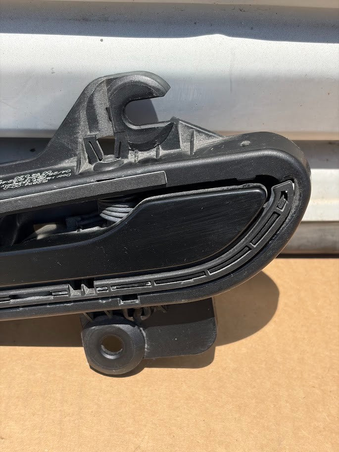 ✅ 2021-2023 Tesla Model 3/Y Front or Rear Left Outside Door Handle 1528114-00-D