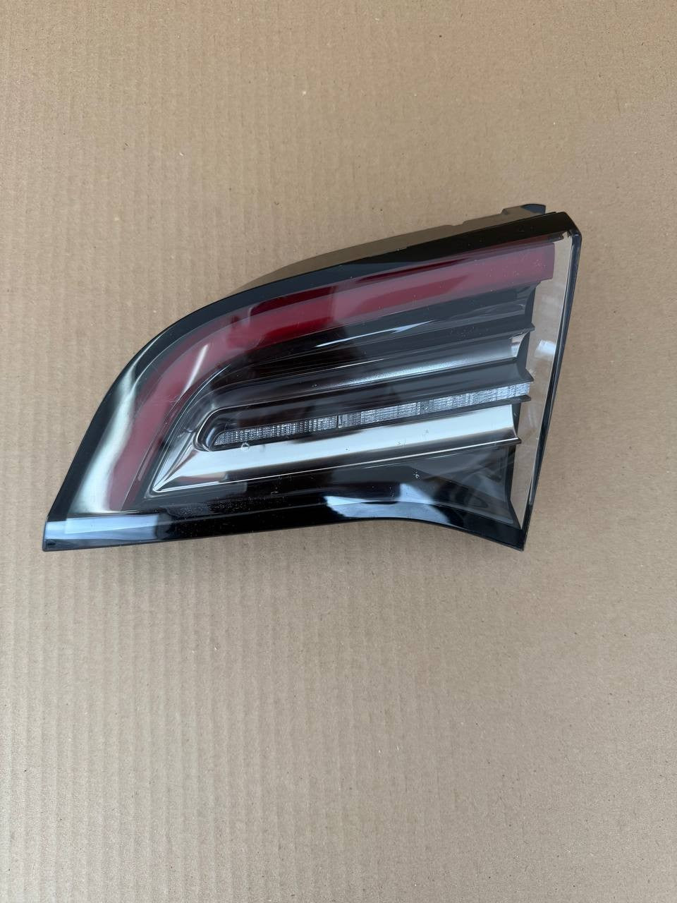 ✅ Tesla Model 3 Y Rear Right Inner Tail Light Lamp 1077402-99-F OEM