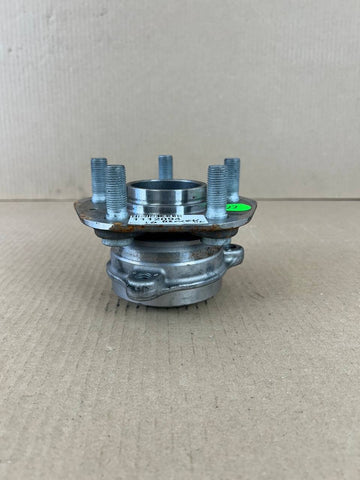 ✅2025 Tesla Model 3 Highland Front Wheel Hub 1044122-00-F /broken