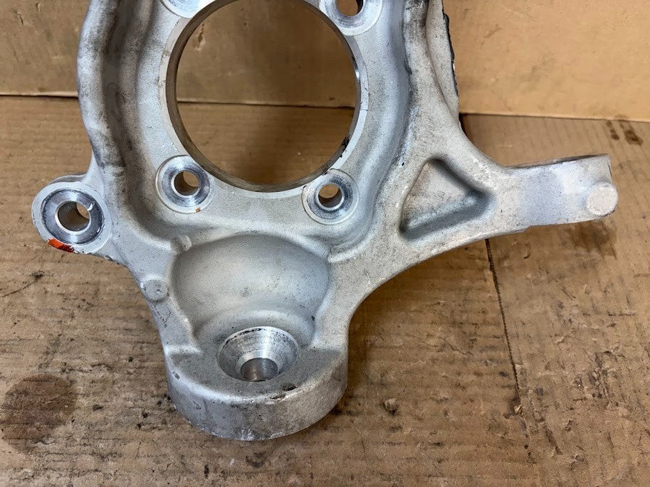 ✅ 22-24 Rivian R1T/R1S Front Left Spindle Knuckle PT00001859