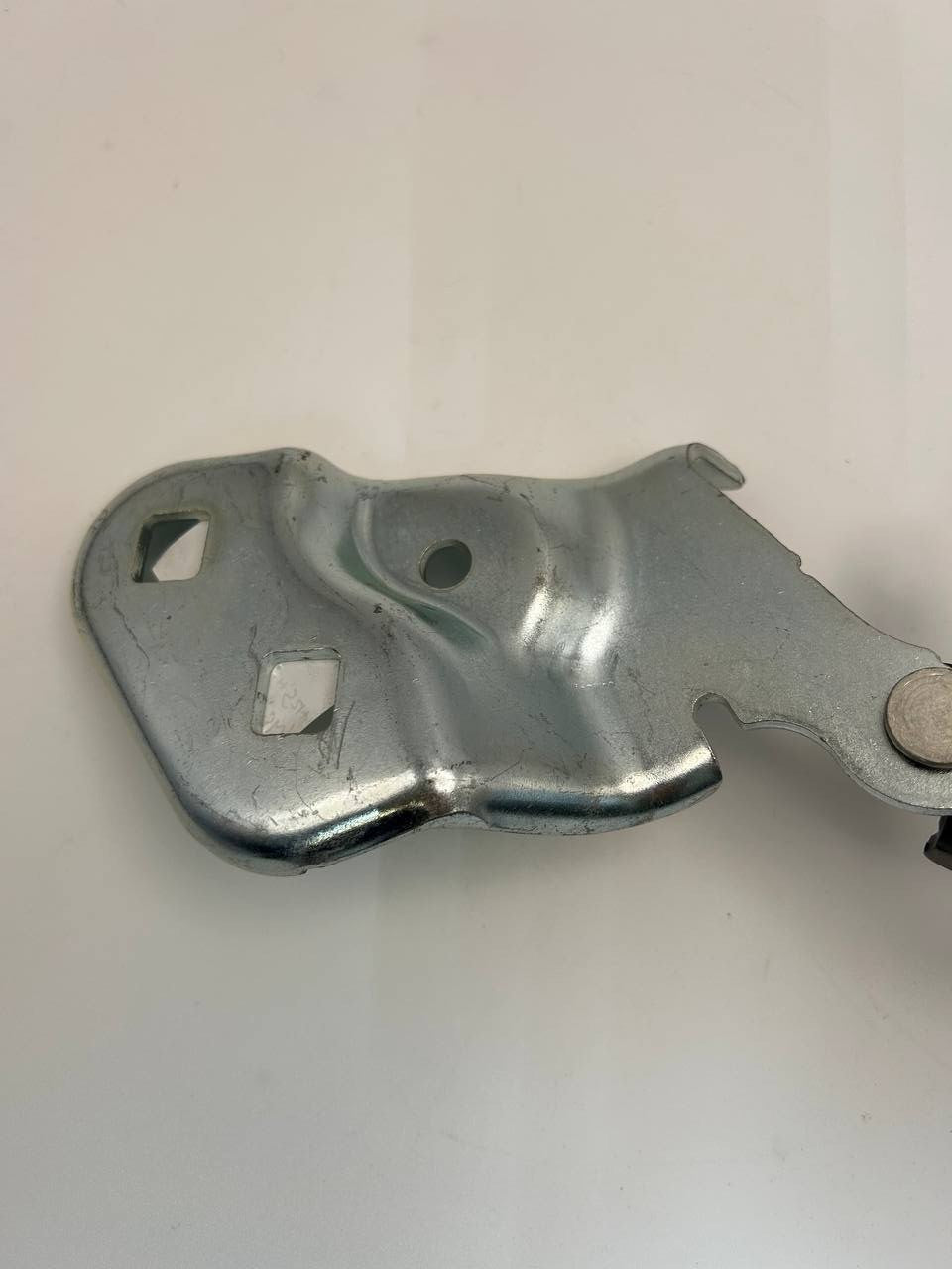 ✅ NEW! Tesla Model 3/3h/S21+ Front Left Bonnet Hood Hinge 1098792-00-D