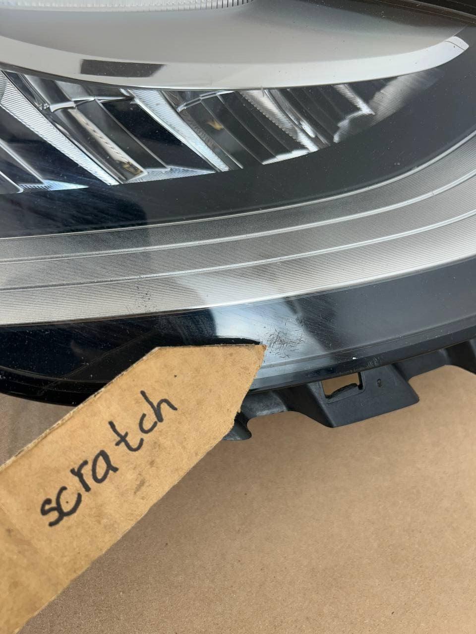 ✅17-23 Tesla Model 3 Front RH Headlight LED Up-Level Headlamp 107737200I scratch