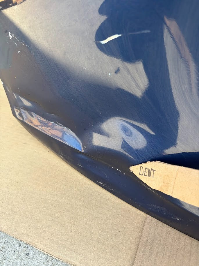 ✅ 20-23 Tesla Model Y Rear Trunk Lid Silver w/dent and scratches