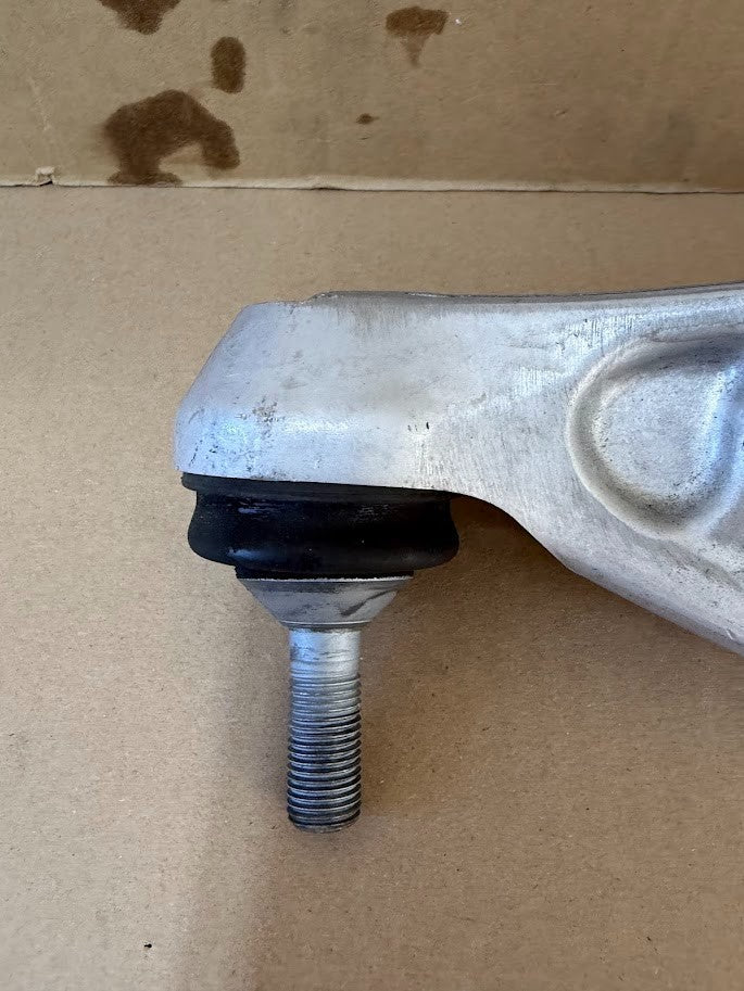 ✅2017-2022 Tesla Model 3/Y Front Lower Control Arm 1044341-00-D
