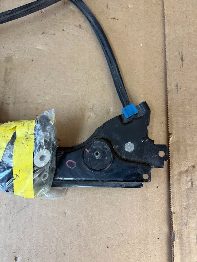 ✅16-21 Tesla Model X Front Door Window Regulator With Motor 1028819-00-C