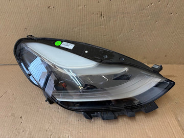 ✅ 2021 - 2024 Tesla Model Y Right Passenger Matrix Headlight 1514953 w/scratch