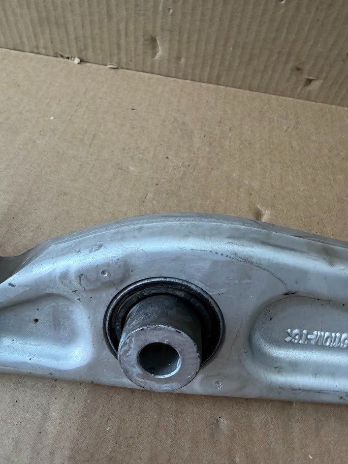 ✅ Tesla 2020-2025 Model Y Front Left/Right Lower Control Arm 1188341-00-C