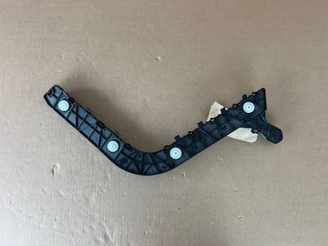 ✅20-23 Tesla Model Y MY Rear Bumper Right Passenger Retainer Bracket 1494037-00A