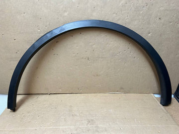 ✅ 20-24 Tesla Model Y Rear Left Wheel Fender Flare Molding 1494187-00-C /scratch